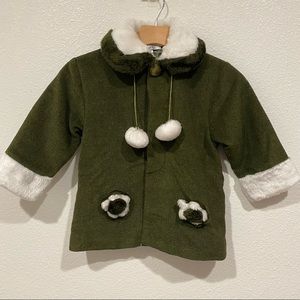 kids be art green & white faux fur jacket coat
